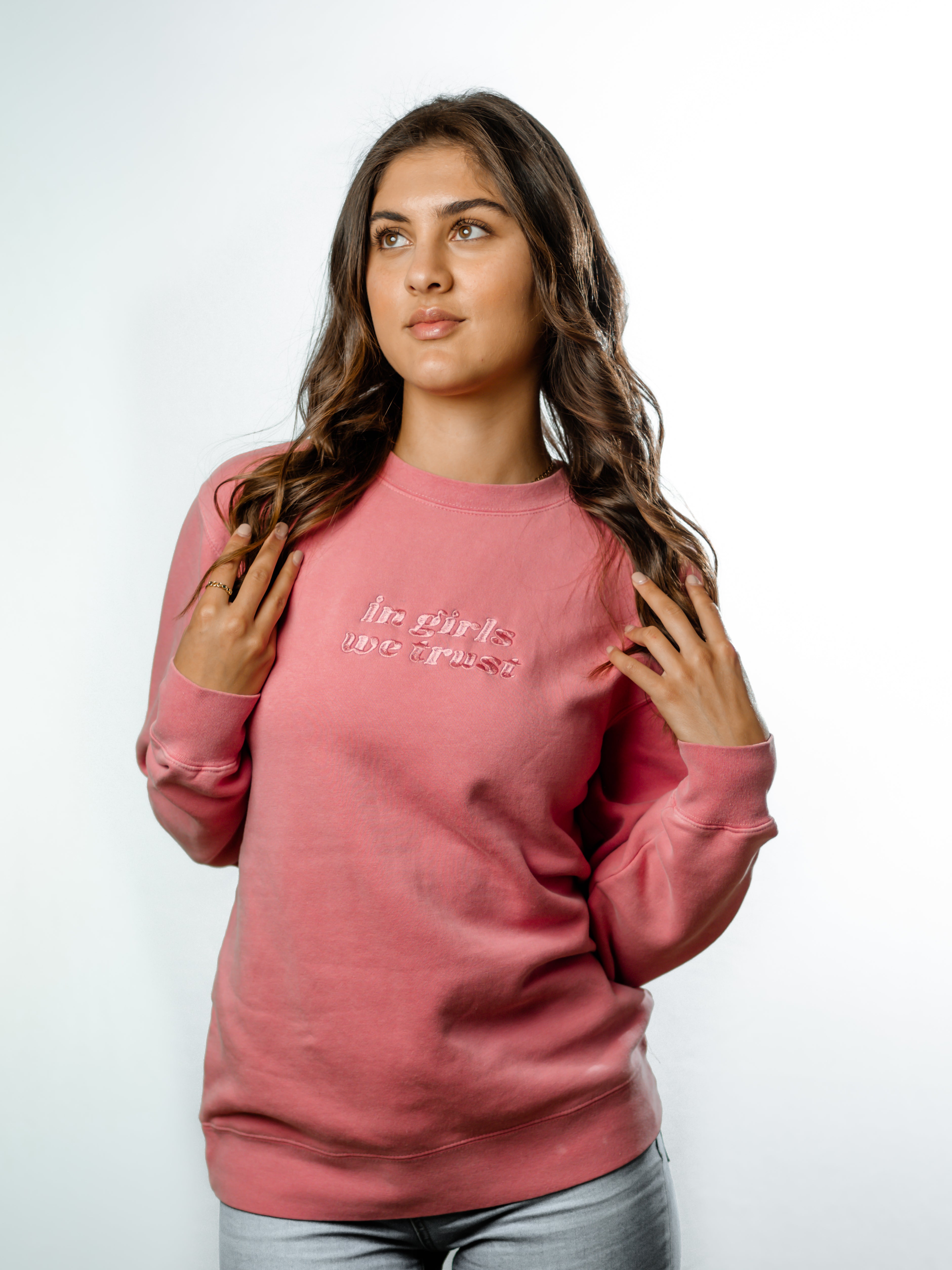 In Girls We Trust Crewneck Sweatshirt Vintage Valley Tees